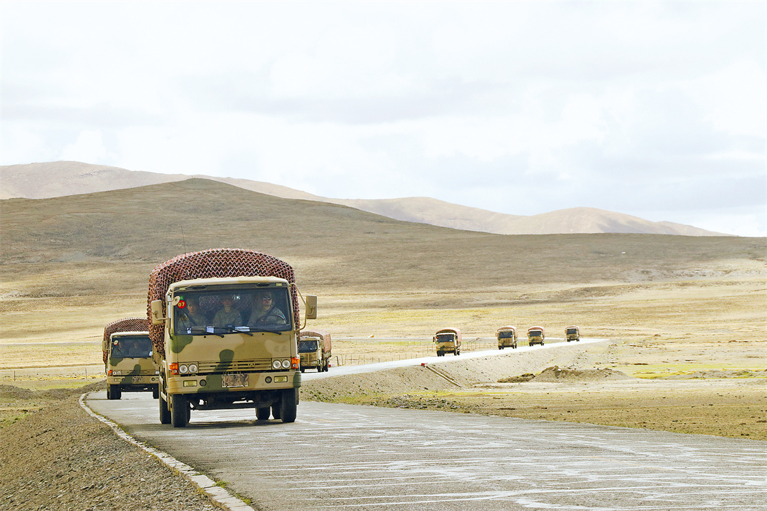 空军某部坚持“训保一体”锤炼打仗本领